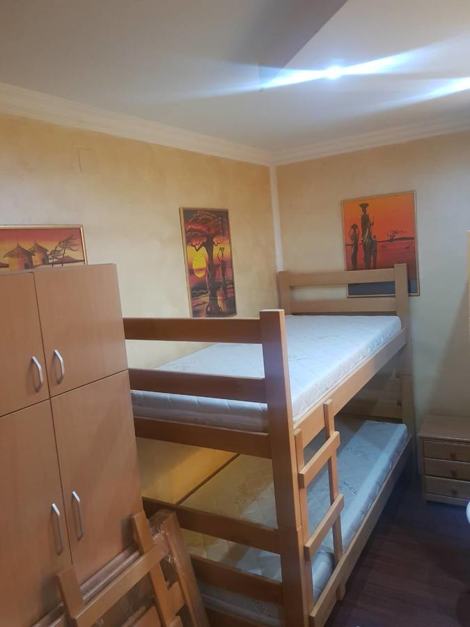Di Camera Uno Belgrade Luaran gambar
